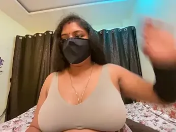 LouleyRanii stripchat stream image