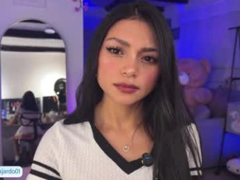 sweet_littleee chaturbate stream image, 11.04.2025 23:00