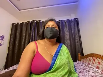 LouleyRanii stripchat stream image