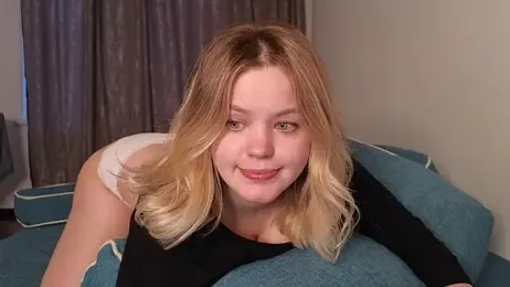 Milana15 stripchat stream image, 26.04.2025 14:00