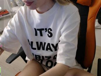 crystalyss bongacams stream image, 02.05.2025 02:20