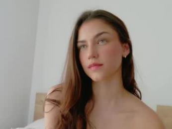 grettabenett_ chaturbate stream image, 05.05.2025 19:00