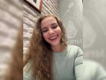 VikkiExtraCheese bongacams stream image, 05.05.2025 18:00