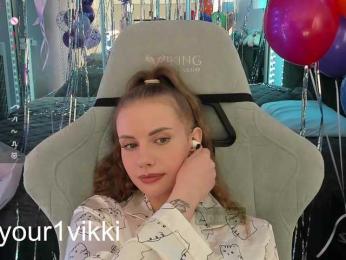 VikkiExtraCheese bongacams stream image, 13.05.2025 20:00