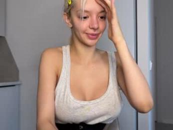 lesi_moonie chaturbate stream image